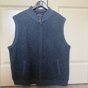 Pendleton Men's Washable Wool Zip-Front Knit Vest - Dark Blue